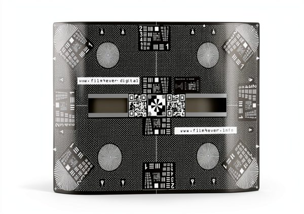 Scan Film Sharp with Vlads Focus Checker. 35 mm High-Resolution Calibration Target Chart for Camera Scanning. Explore The Full Potential of Your Lens – Sharpness and Resolution. Frames per Strip 3.-4
